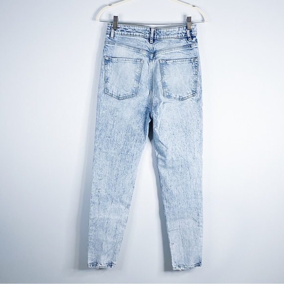 We The Free - Light Acid Wash Denim - Picture 3 of 4